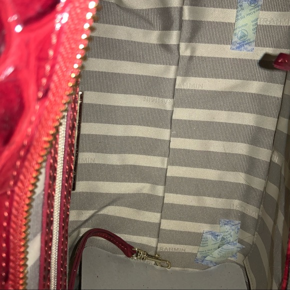 Brahmin Harper & Wallet in Scarlet Vardo - Picture 4 of 11